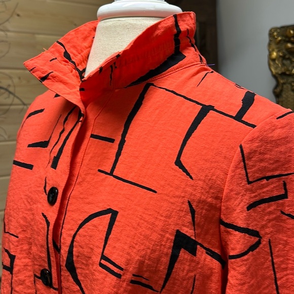 Ali Miles abstract top - Picture 3 of 15